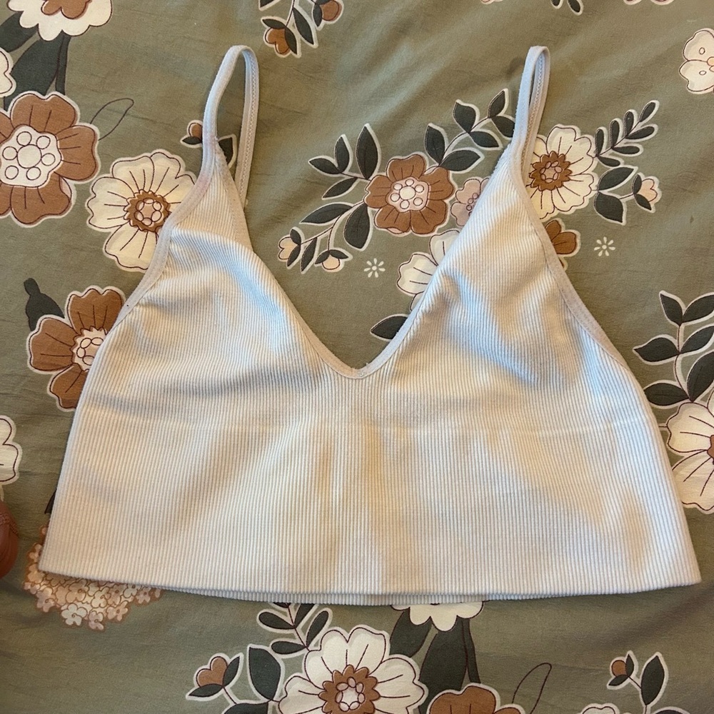White ribbed brami